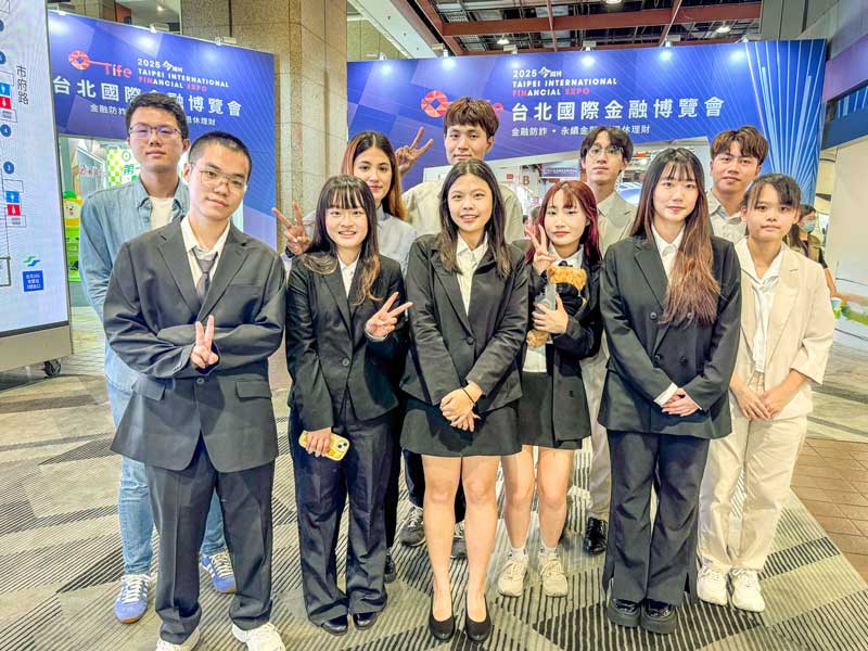 台北金博會唯一大專院校參展　世新大學財金系教育成果受矚目