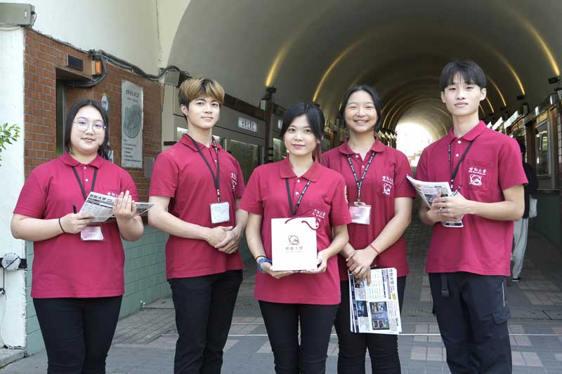 世新大學迎接甄試週末　考生、家長走進實作現場